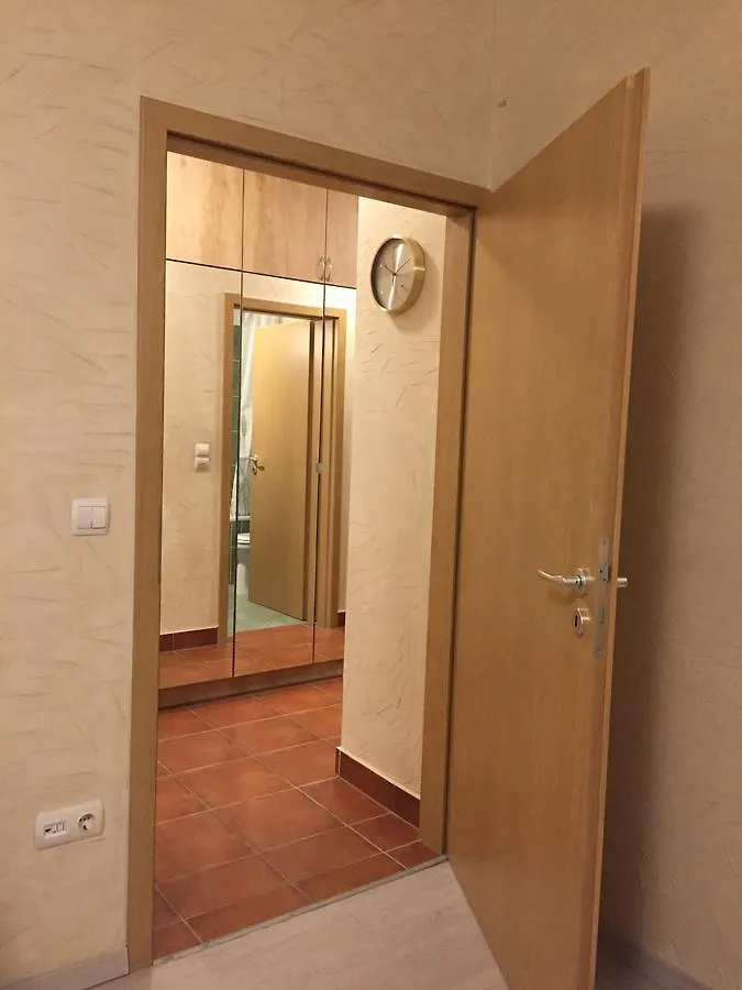 Aden Apartment Free Parking Будапешт