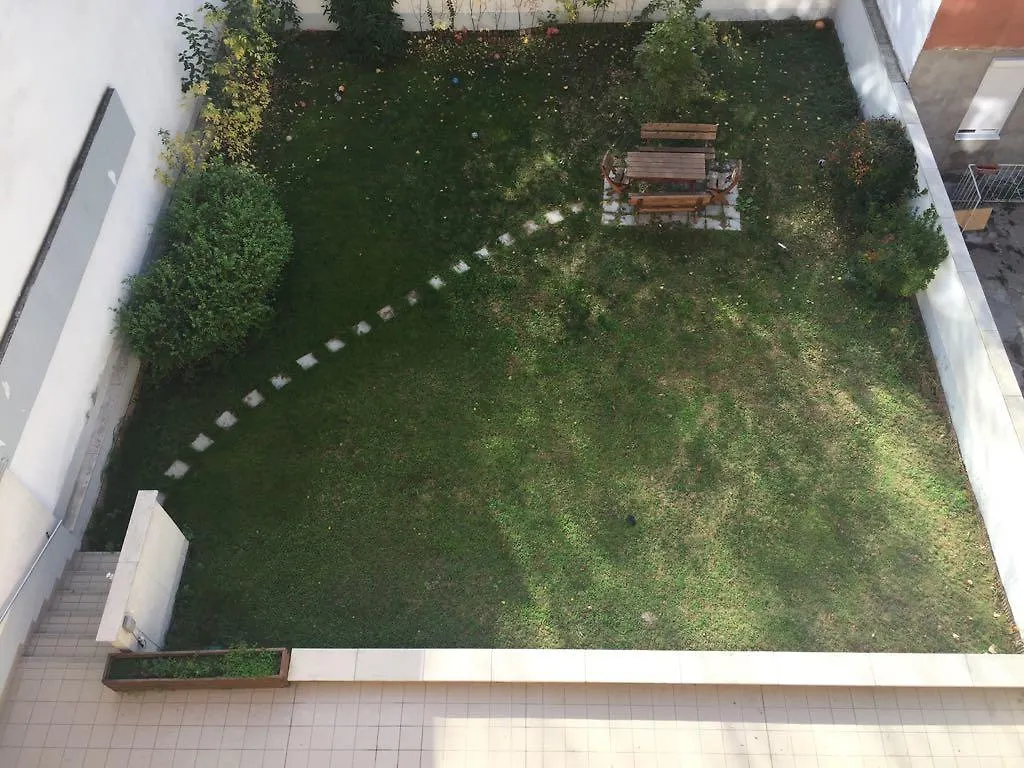 Aden Apartment Free Parking Budapest